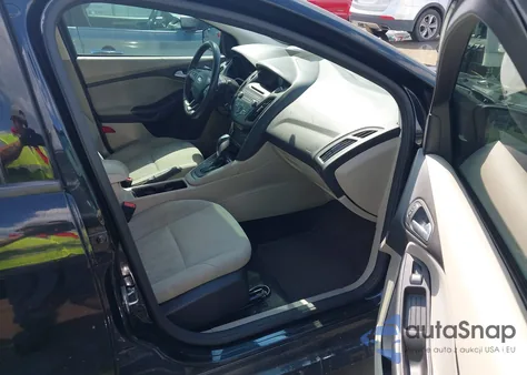 2015 Ford Focus Se from USA, damaged, VIN 1FADP3K22FL267523